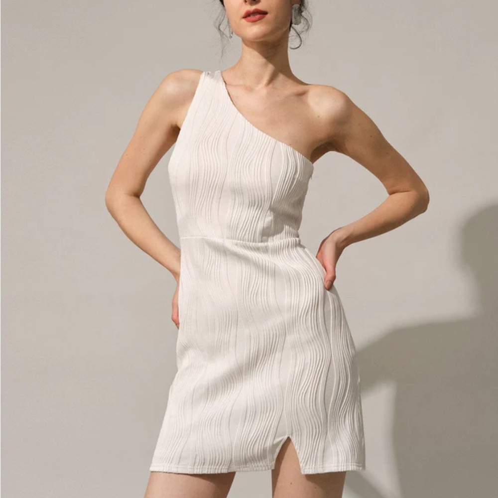 White one shoulder dress